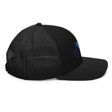 Load image into Gallery viewer, Clutchin' Flame Trucker Cap