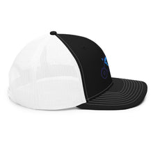 Load image into Gallery viewer, Clutchin&#39; Flame Trucker Cap
