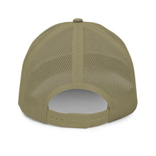 Load image into Gallery viewer, Clutchin&#39; Flame Trucker Cap
